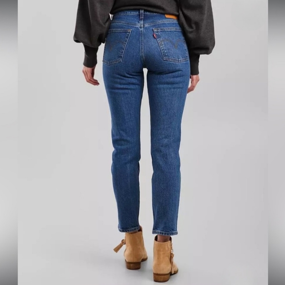 Levi's Women's Blue Jeans Wedgie Straight Levis